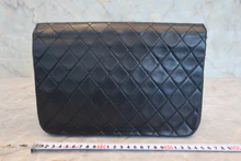 画像をギャラリービューアに読み込む, CHANEL/シャネル マトラッセチェーンショルダーバッグ ラムスキン ブラック/ゴールド金具 ショルダーバッグ 800040040