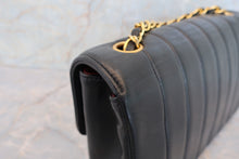 Load image into Gallery viewer, CHANEL Mademoiselle chain shoulder bag Lambskin Black/Gold hadware Shoulder bag 600120140
