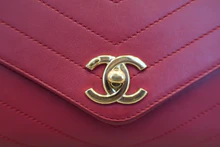画像をギャラリービューアに読み込む, CHANEL/シャネル Vステッチシングルフラップチェーンショルダーバッグ ラムスキン ピンク/ゴールド金具 ショルダーバッグ 500100055