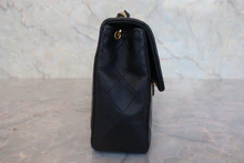 画像をギャラリービューアに読み込む, CHANEL/シャネル ミニマトラッセシングルフラップチェーンショルダーバッグ ラムスキン ブラック/ゴールド金具 ショルダーバッグ 800020201