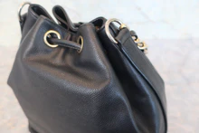 画像をギャラリービューアに読み込む, CHANEL/シャネル ココマーク巾着チェーンショルダーバッグ キャビアスキン ブラック/ゴールド金具 ショルダーバッグ 800020271