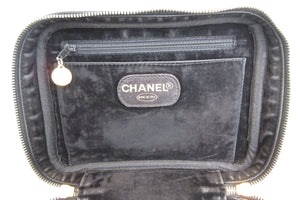 CHANEL/シャネル ココマークバニティ　キャビアスキン　ブラック/ゴールド金具　ポーチ　600120225