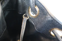 画像をギャラリービューアに読み込む, CHANEL/シャネル ココマーク巾着チェーンショルダーバッグ キャビアスキン ブラック/ゴールド金具 ショルダーバッグ 800020271
