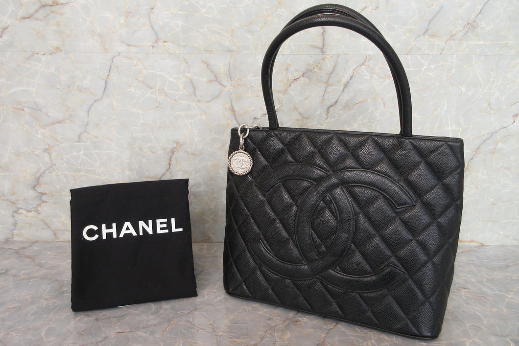 CHANEL/シャネル 復刻トート キャビアスキン ブラック/シルバー金具 トートバッグ 600120212