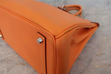 画像をギャラリービューアに読み込む, HERMES／エルメス オータクロア32 ヴォーエプソン オレンジ □L刻印 ハンドバッグ 800020016
