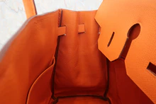 画像をギャラリービューアに読み込む, HERMES／エルメス オータクロア32 ヴォーエプソン オレンジ □L刻印 ハンドバッグ 800020016
