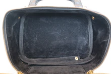 画像をギャラリービューアに読み込む, CHANEL/シャネル ココマークバニティ キャビアスキン ブラック/ゴールド金具 バニティ 800040041
