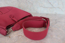 画像をギャラリービューアに読み込む, HERMES／エルメス エブリン3ＰＭ トリヨンクレマンス ルビー □N刻印 ショルダーバッグ 800040036
