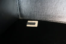 画像をギャラリービューアに読み込む, CHANEL/シャネル 2.55バイカラーチェーンショルダーバッグ ラムスキン ブラック/ホワイト/ゴールド金具 ショルダーバッグ 800020145
