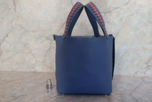 画像をギャラリービューアに読み込む, HERMES／エルメス ピコタンロックＰＭトレサージュ ヴォーエプソン ブルーブライトン/カプシーヌ/ブルーサフィール C刻印 ハンドバッグ 700120132
