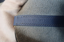 画像をギャラリービューアに読み込む, HERMES/エルメス ピコタンロックPMトレサージュ ヴォーエプソン ブルーブライトン/カプシーヌ/ブルーサフィール C刻印 ハンドバッグ 700120132