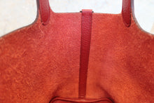 Load image into Gallery viewer, HERMES PICOTIN LOCK PM Clemence leather Rouge garance □Q Engraving Hand bag 700010089
