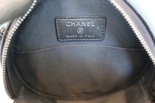 画像をギャラリービューアに読み込む, CHANEL/シャネル マトラッセラウンドチェーンショルダーバッグ キャビアスキン グレー/シルバー金具 ショルダーバッグ 800040069