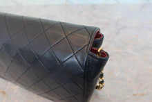 画像をギャラリービューアに読み込む, CHANEL/シャネル マトラッセチェーンショルダーバッグ ラムスキン ブラック/ゴールド金具 ショルダーバッグ 800040046
