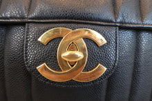 画像をギャラリービューアに読み込む, CHANEL/シャネル マドモアゼルチェーンショルダーバッグ キャビアスキン ブラック/ゴールド金具 ショルダーバッグ 800040073
