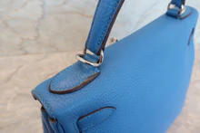 画像をギャラリービューアに読み込む, HERMES/エルメス ケリー28 トリヨンクレマンス ミコノス □O刻印 ショルダーバッグ 700070190