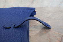 画像をギャラリービューアに読み込む, HERMES/エルメス ケリー28 トリヨンクレマンス ミコノス □O刻印 ショルダーバッグ 700070190