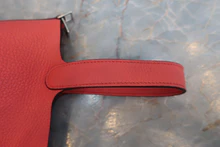 画像をギャラリービューアに読み込む, HERMES／エルメス ピコタンロックＰＭ トリヨンクレマンス ルージュピヴォワンヌ C刻印 ハンドバッグ 800040060
