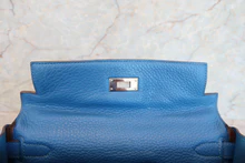 画像をギャラリービューアに読み込む, HERMES/エルメス ケリー28 トリヨンクレマンス ミコノス □O刻印 ショルダーバッグ 700070190