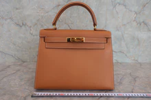画像をギャラリービューアに読み込む, HERMES/エルメス ケリー28 ボックスカーフ ナチュラル 〇X刻印 ショルダーバッグ 800040044