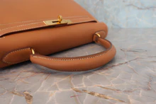 画像をギャラリービューアに読み込む, HERMES／エルメス ケリー28 ボックスカーフ ナチュラル 〇X刻印 ショルダーバッグ 800040044
