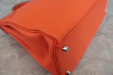 画像をギャラリービューアに読み込む, HERMES/エルメス ケリー35 トリヨンクレマンス オレンジポピー T刻印 ショルダーバッグ 800040063