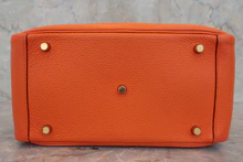 画像をギャラリービューアに読み込む, HERMES/エルメス リンディ30 トリヨンクレマンス オレンジ □O刻印 ショルダーバッグ 800040056
