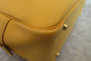 HERMES  PLUME 32 Graine Couchevel leather Jaune □B刻印 Hand bag 600120260