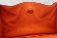 画像をギャラリービューアに読み込む, HERMES／エルメス リンディ30 トリヨンクレマンス オレンジ □O刻印 ショルダーバッグ 800040056
