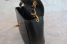 画像をギャラリービューアに読み込む, CHANEL/シャネル Vステッチチェーンショルダーバッグ キャビアスキン ブラック/ゴールド金具 ショルダーバッグ 800010177
