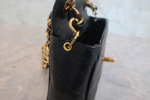 画像をギャラリービューアに読み込む, CHANEL/シャネル Vステッチチェーンショルダーバッグ キャビアスキン ブラック/ゴールド金具 ショルダーバッグ 800010177
