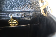 画像をギャラリービューアに読み込む, CHANEL/シャネル Vステッチチェーンショルダーバッグ キャビアスキン ブラック/ゴールド金具 ショルダーバッグ 800010177