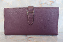 Load image into Gallery viewer, HERMES  Bearn Soufflet Epsom leather Raisin □I Engraving Wallet 600110171
