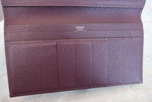 Load image into Gallery viewer, HERMES  Bearn Soufflet Epsom leather Raisin □I Engraving Wallet 600110171
