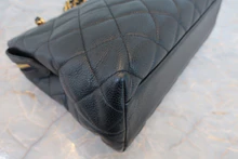 画像をギャラリービューアに読み込む, CHANEL/シャネル マトラッセチェーンショルダーバッグ キャビアスキン ブラック/ゴールド金具 ショルダーバッグ 800040089
