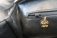 画像をギャラリービューアに読み込む, CHANEL/シャネル マトラッセチェーンショルダーバッグ キャビアスキン ブラック/ゴールド金具 ショルダーバッグ 800040089
