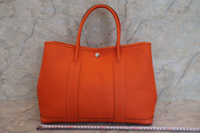 将图片加载到图库查看器，HERMES  GARDEN PARTY PM Country leather Feu □R刻印 Tote bag 700010071
