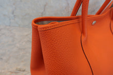 将图片加载到图库查看器，HERMES  GARDEN PARTY PM Country leather Feu □R刻印 Tote bag 700010071
