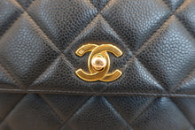 画像をギャラリービューアに読み込む, CHANEL/シャネル マトラッセチェーンショルダーバッグ キャビアスキン ブラック/ゴールド金具 ショルダーバッグ 800040086
