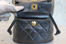 画像をギャラリービューアに読み込む, CHANEL/シャネル マトラッセチェーンリュック ラムスキン ブラック/ゴールド金具 リュック 800040037
