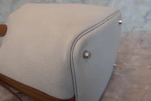 画像をギャラリービューアに読み込む, HERMES/エルメス ピコタンロックカザックMM トリヨンクレマンス パールグレー/クラフト □Q刻印 ハンドバッグ 700110053