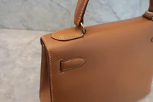 画像をギャラリービューアに読み込む, HERMES/エルメス ケリー28 クシュベル ゴールド ショルダーバッグ 800040071