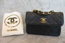 Load image into Gallery viewer, CHANEL Mini matelasse chain shoulder bag Lambskin Black/Gold hadware Shoulder bag 600120273
