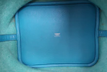 画像をギャラリービューアに読み込む, HERMES/エルメス ピコタンロックMM トリヨンクレマンス ブルーザンジバル X刻印 ハンドバッグ 800040081