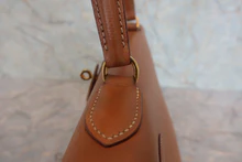 画像をギャラリービューアに読み込む, HERMES/エルメス ケリー28 クシュベル ゴールド ショルダーバッグ 800040071