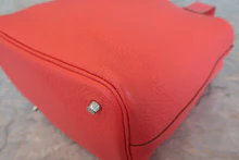 画像をギャラリービューアに読み込む, HERMES／エルメス ピコタンロックＭＭ トリヨンクレマンス ルージュピヴォワンヌ □R刻印 ハンドバッグ 800040059
