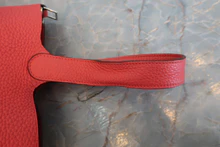 画像をギャラリービューアに読み込む, HERMES/エルメス ピコタンロックMM トリヨンクレマンス ルージュピヴォワンヌ □R刻印 ハンドバッグ 800040059