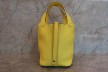 Load image into Gallery viewer, HERMES PICOTIN LOCK PM Clemence leather Lime U Engraving Hand bag 700010120
