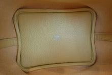 Load image into Gallery viewer, HERMES PICOTIN LOCK PM Clemence leather Lime U Engraving Hand bag 700010120
