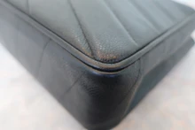 画像をギャラリービューアに読み込む, CHANEL/シャネル Vステッチチェーンショルダーバッグ キャビアスキン ブラック/ゴールド金具 ショルダーバッグ 800010228